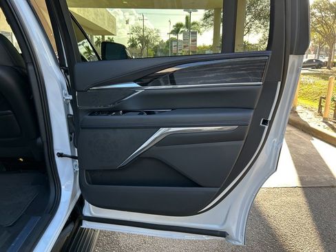 Used 2026 Cadillac Escalade IQL Sport 1 image 41