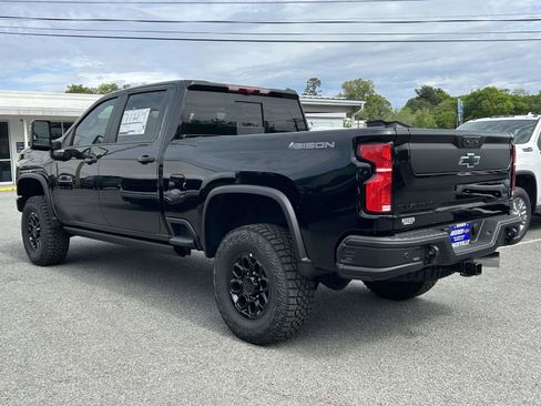 New 2026 Chevrolet Silverado 2500 ZR2 w/ ZR2 Bison Edition AWD/4WD image 5