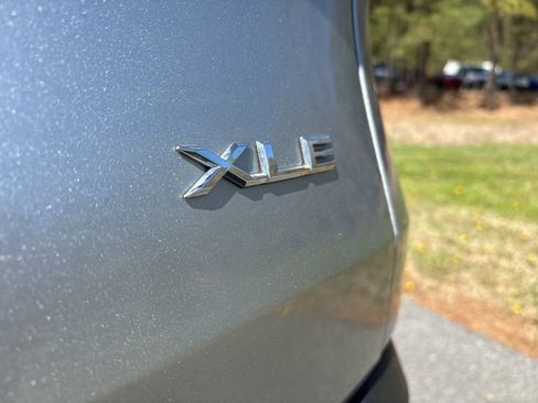 Used 2024 Toyota Grand Highlander XLE image 15