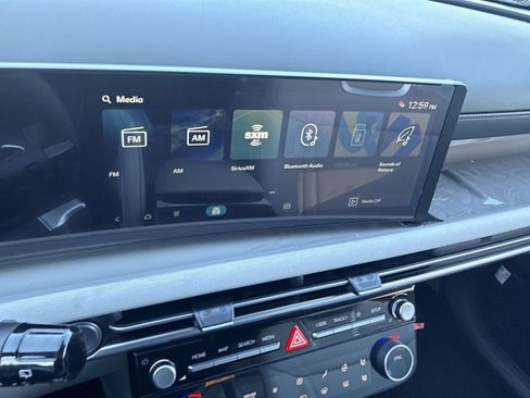 New 2026 Hyundai Tucson Limited image 18