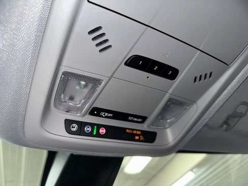 Certified 2024 Chevrolet Blazer LT w/ Convenience Package image 16