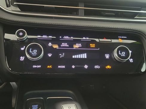 Certified 2025 INFINITI QX60 Luxe AWD/4WD image 27