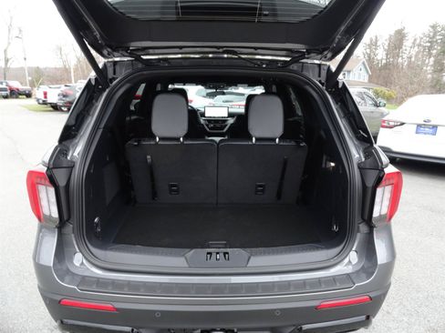 New 2026 Ford Explorer ST-Line AWD/4WD image 23