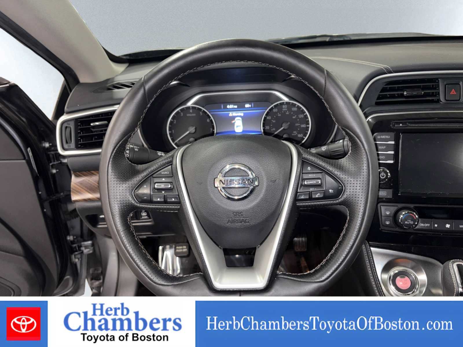 Used 2016 Nissan Maxima Platinum FWD image 17