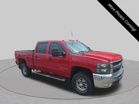Used 2007 Chevrolet Silverado 2500 LT w/ 1LT Convenience Package AWD/4WD image 3