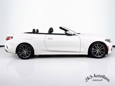 Used 2024 BMW 430i Convertible image 8