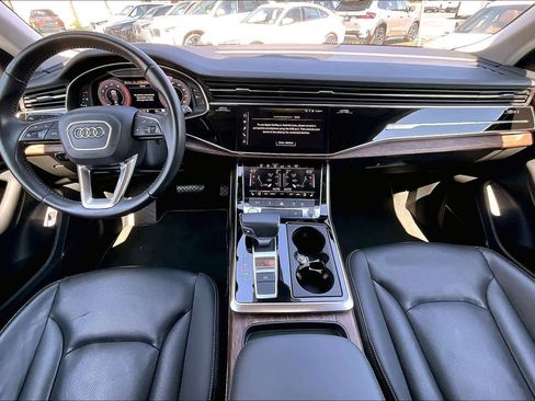 Used 2019 Audi Q8 Premium Plus image 15