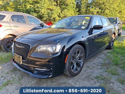 Used 2023 Chrysler 300 Touring L w/ Comfort Group