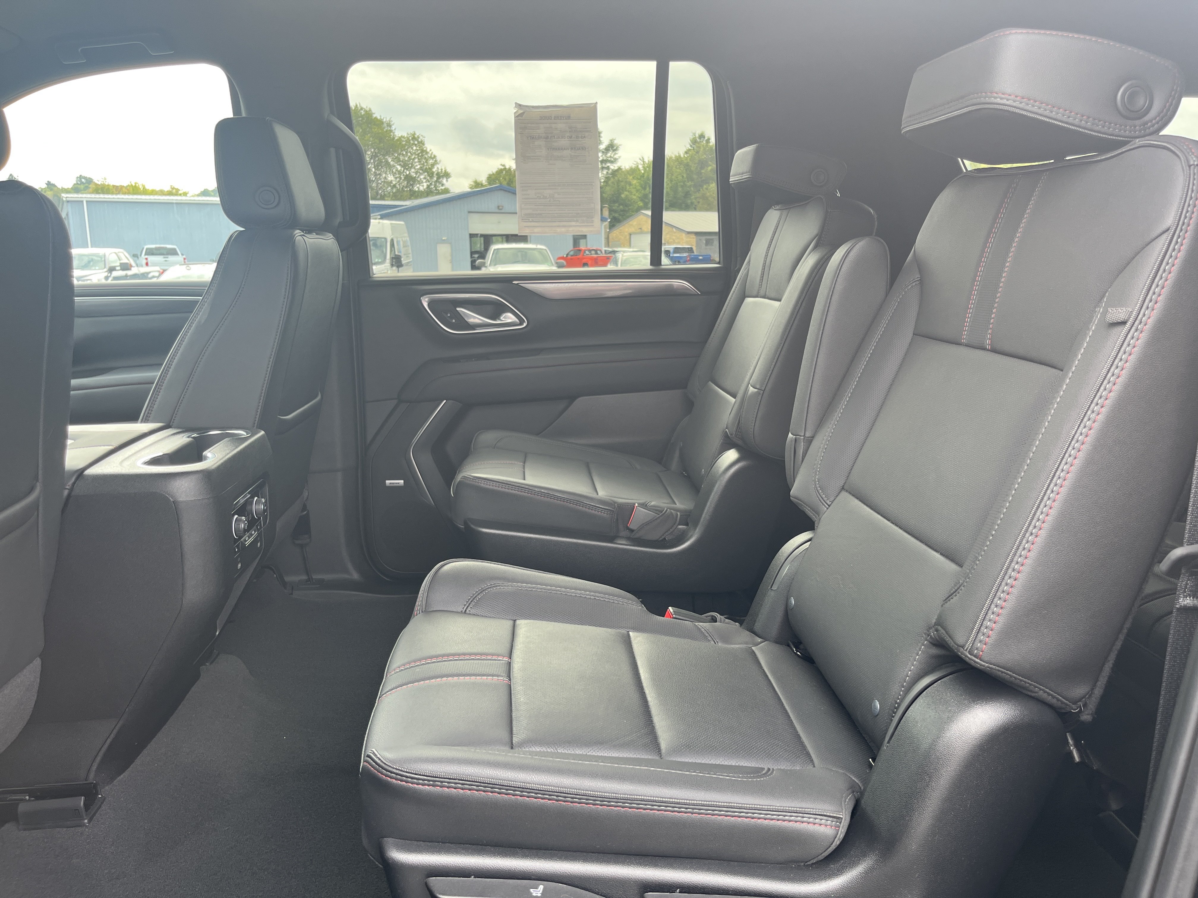 Used 2024 Chevrolet Suburban RST w/ Luxury Package AWD/4WD image 25