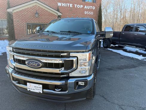 Used 2020 Ford F250 XLT w/ XLT Premium Package image 10