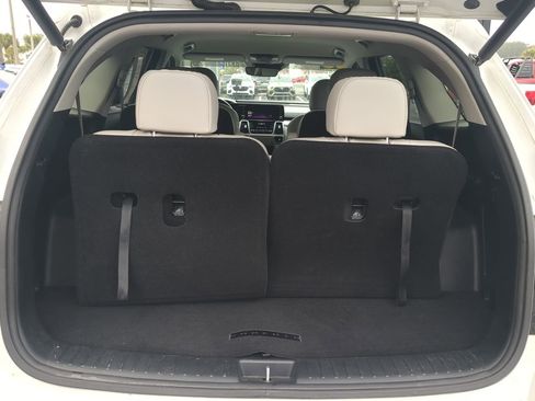 Used 2023 Kia Sorento EX image 12