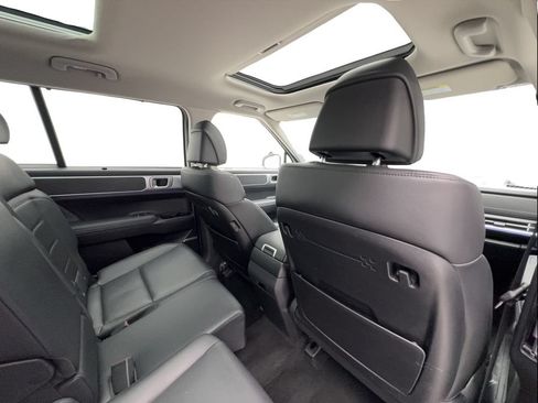 Used 2025 Hyundai Santa Fe Limited AWD/4WD image 30