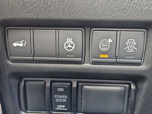 Used 2020 Nissan Armada Platinum w/ Captain's Chairs Package image 22