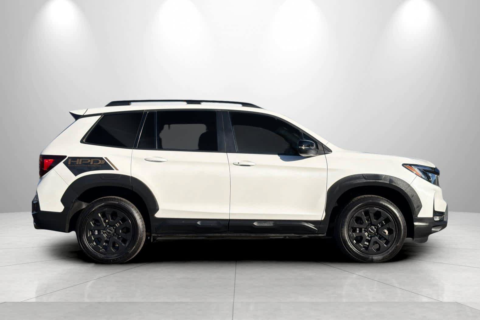 Used 2023 Honda Passport TrailSport image 8