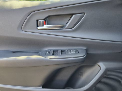 New 2026 Toyota Prius Plug-In Hybrid FWD image 18