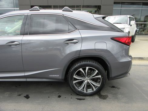 Used 2016 Lexus RX 450h AWD w/ Cold Weather Package image 4