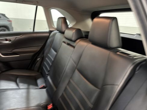 Used 2020 Toyota RAV4 XLE Premium AWD/4WD image 7