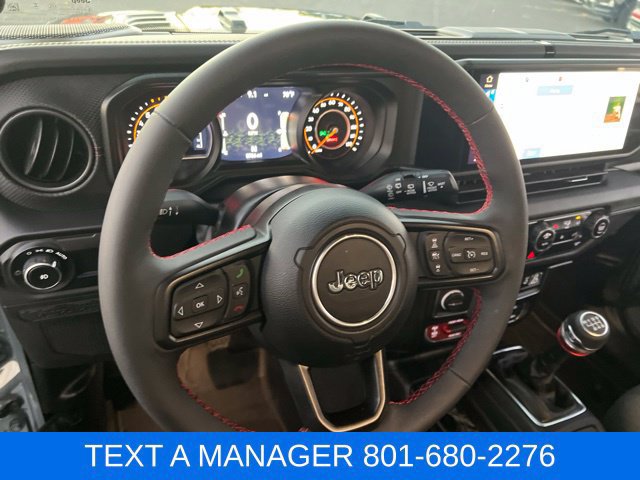 Used 2024 Jeep Wrangler Rubicon w/ Convenience Group AWD/4WD image 23