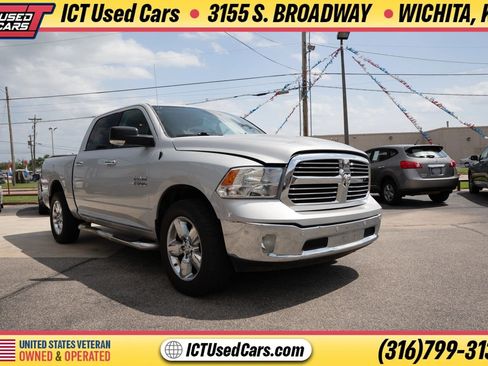 Used 2018 RAM 1500 Big Horn AWD/4WD image 1