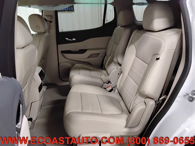 Used 2023 GMC Acadia Denali w/ Trailering Package AWD/4WD image 13