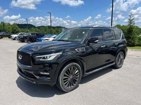 Used 2021 INFINITI QX80 Premium Select w/ All-Season Package AWD/4WD image 1