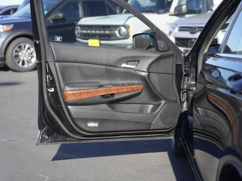 Used 2012 Honda Accord EX-L image 31