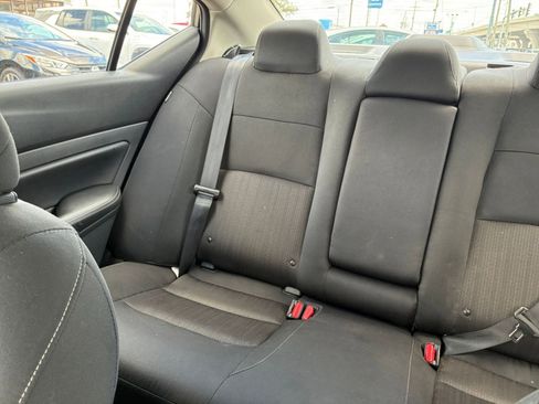 Used 2025 Nissan Altima 2.5 SV FWD image 33