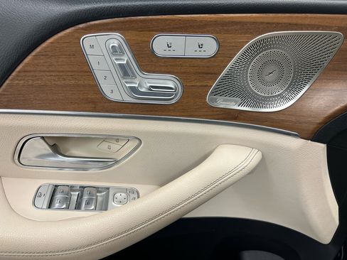 Used 2022 Mercedes-Benz GLE 350 image 6