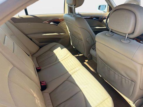 Used 2007 Mercedes-Benz E 320 BlueTEC Sedan image 12