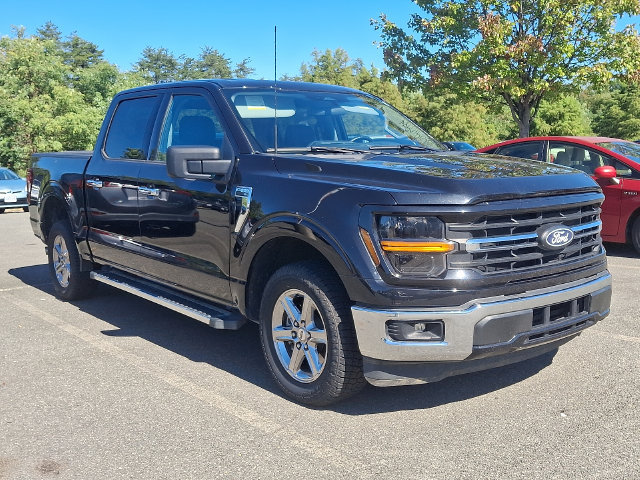 Used 2025 Ford F150 XLT w/ Equipment Group 301A Standard RWD image 3