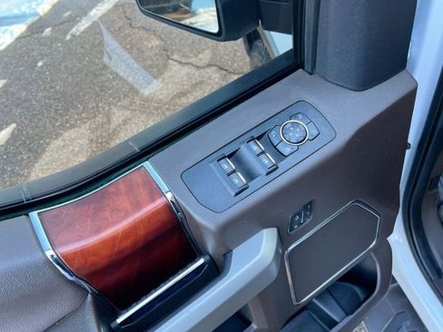 Used 2020 Ford F150 King Ranch image 17