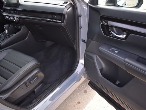 Used 2025 Honda CR-V EX-L image 15