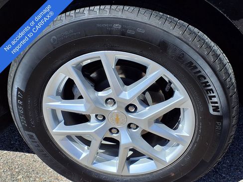 Used 2024 Chevrolet Equinox LT w/ LPO, Floor Liner Package image 9