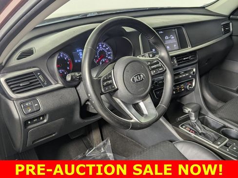 Used 2019 Kia Optima EX image 11