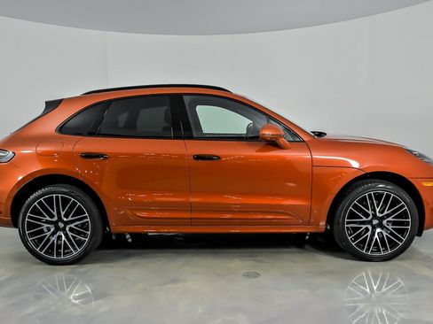 Used 2023 Porsche Macan S AWD/4WD image 10