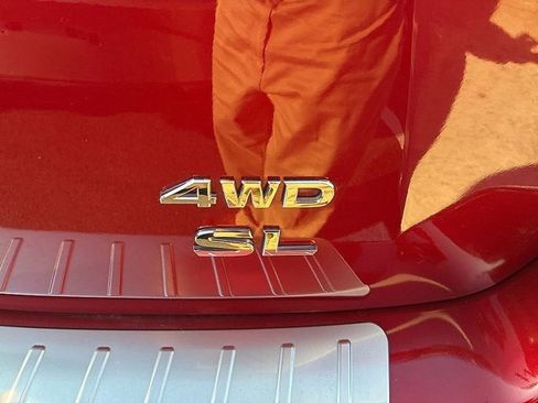 Used 2019 Nissan Pathfinder SL image 10