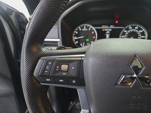 Used 2022 Mitsubishi Outlander SE AWD/4WD image 20