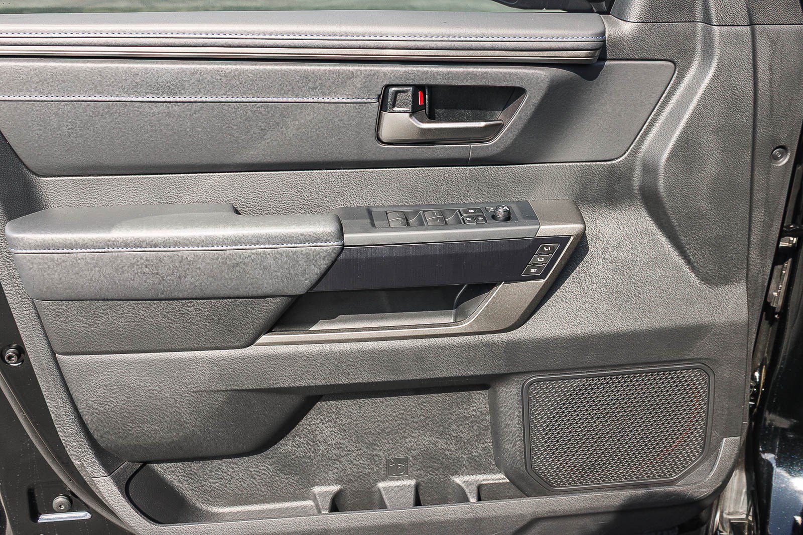 New 2026 Toyota Sequoia Platinum w/ TRD Off-Road Package AWD/4WD image 23