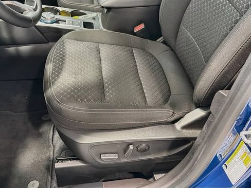 Used 2023 Ford Escape Active w/ Tech Pack #2 AWD/4WD image 17