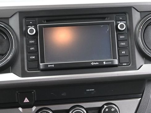 Used 2019 Toyota Tacoma SR5 RWD image 28