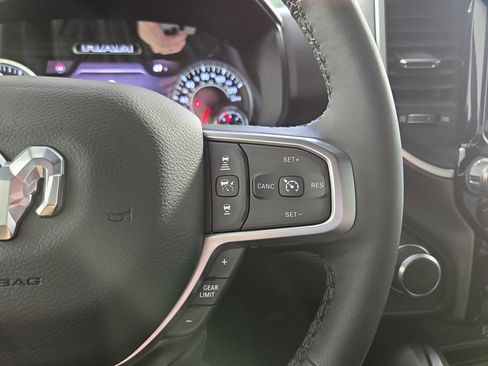 Certified 2025 RAM 1500 Big Horn AWD/4WD image 17