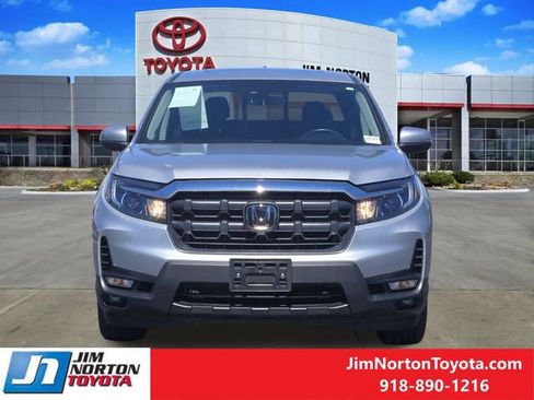 Used 2025 Honda Ridgeline RTL image 2