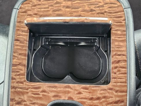 Used 2020 Nissan Armada SL w/ Premium Package image 12