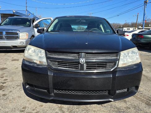 Used 2008 Dodge Avenger SE image 4