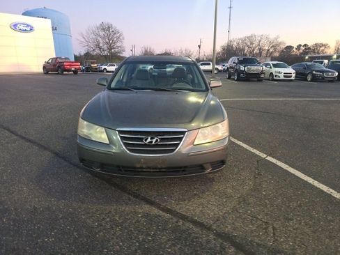 Used 2010 Hyundai Sonata GLS image 8