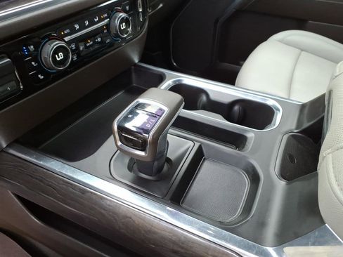 Used 2023 Chevrolet Silverado 1500 LTZ image 11