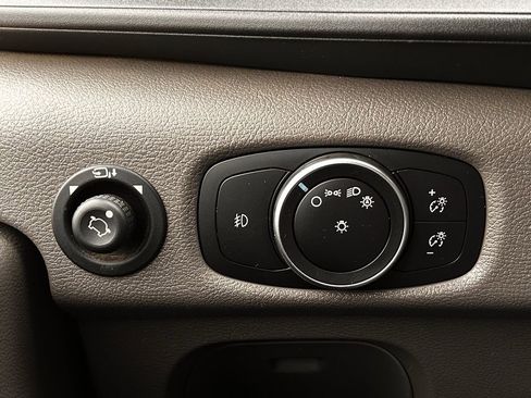 Used 2020 Ford Transit 350 XLT image 22