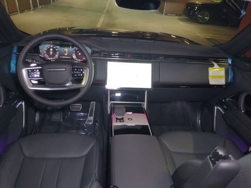 New 2026 Land Rover Range Rover Long Wheelbase SE AWD/4WD image 26