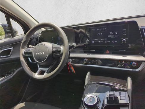 Used 2024 Kia Sportage LX FWD image 27