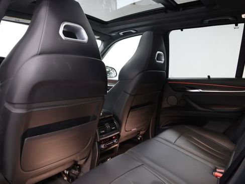 Used 2018 BMW X5 M AWD/4WD image 36